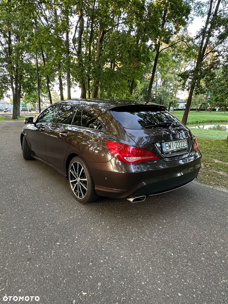 Mercedes-Benz CLA 200 Urban - 5