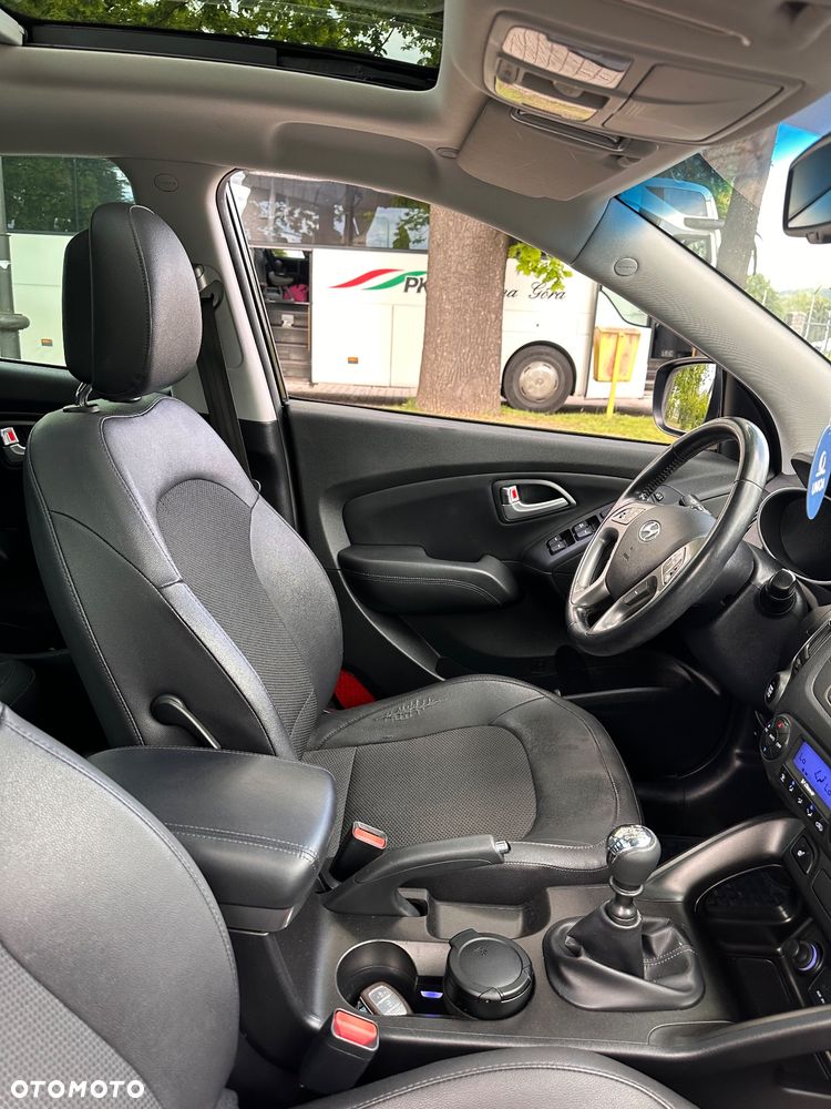 Hyundai ix35 1.7 CRDi 2WD blue Style - 14