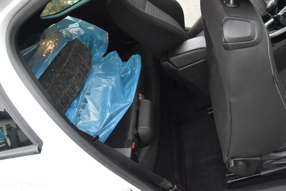 Opel Astra 1.4 T Sport - 25