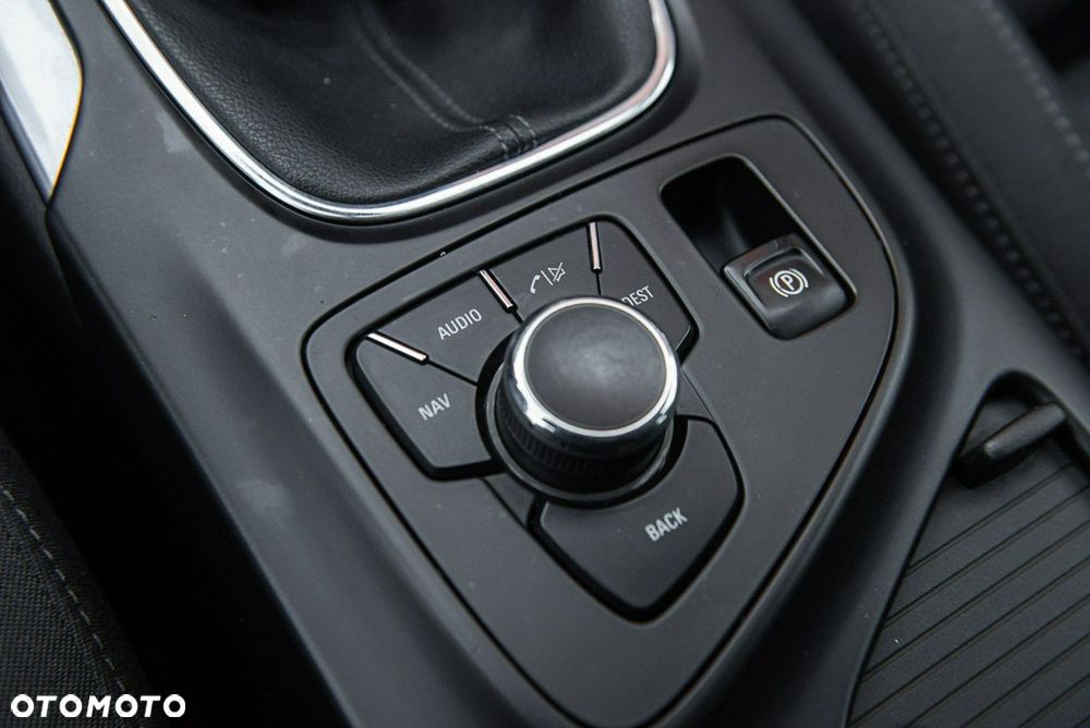 Opel Insignia 2.0 Turbo Cosmo - 23