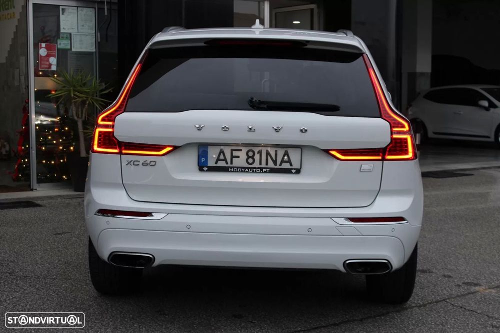Volvo XC 60 2.0 T6 PHEV Inscription Expression AWD — fotografia 22