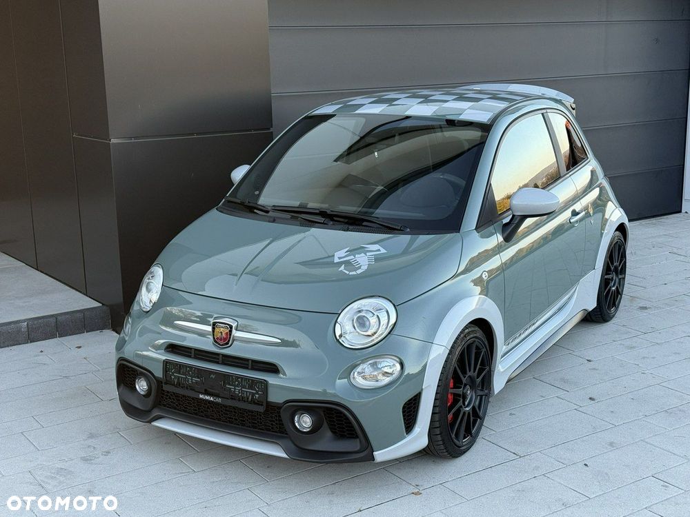 Abarth 695 1.4 T-Jet 16v - 18