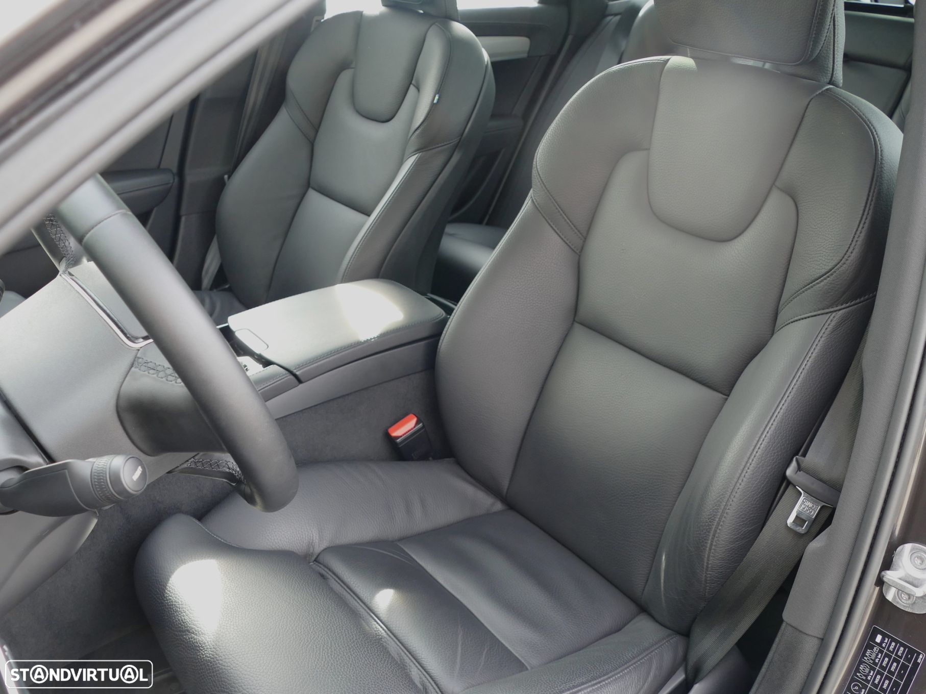 Volvo V90 2.0 T8 PHEV Plus Dark AWD - 12