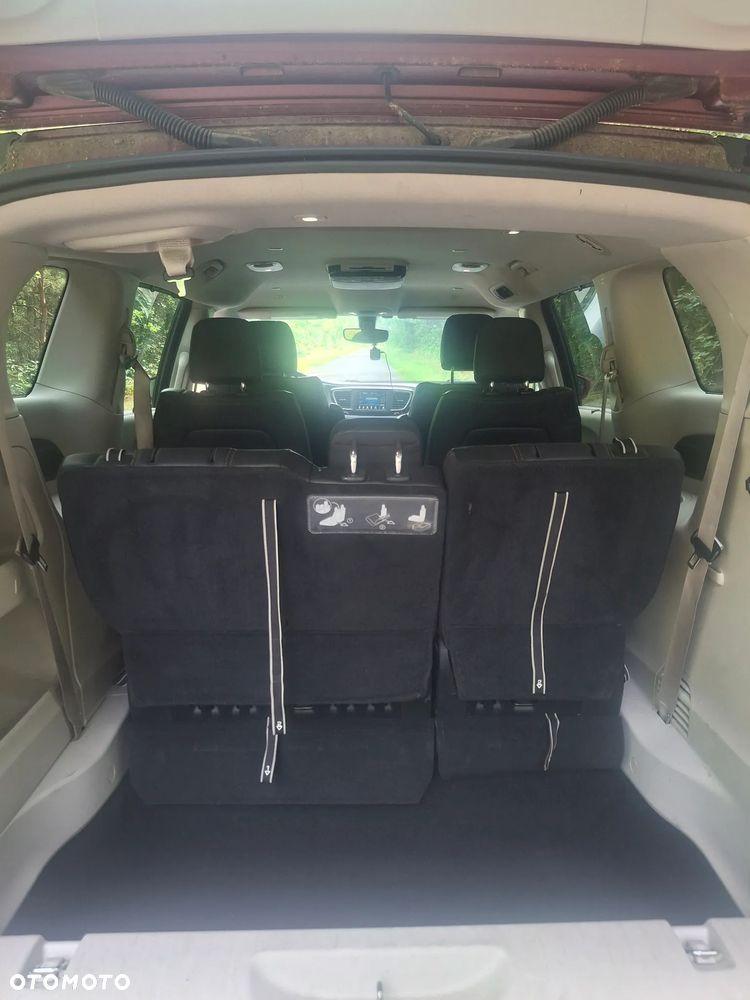 Chrysler Pacifica - 15