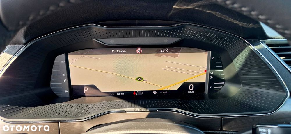 Skoda Superb 2.0 TSI Sportline DSG - 18