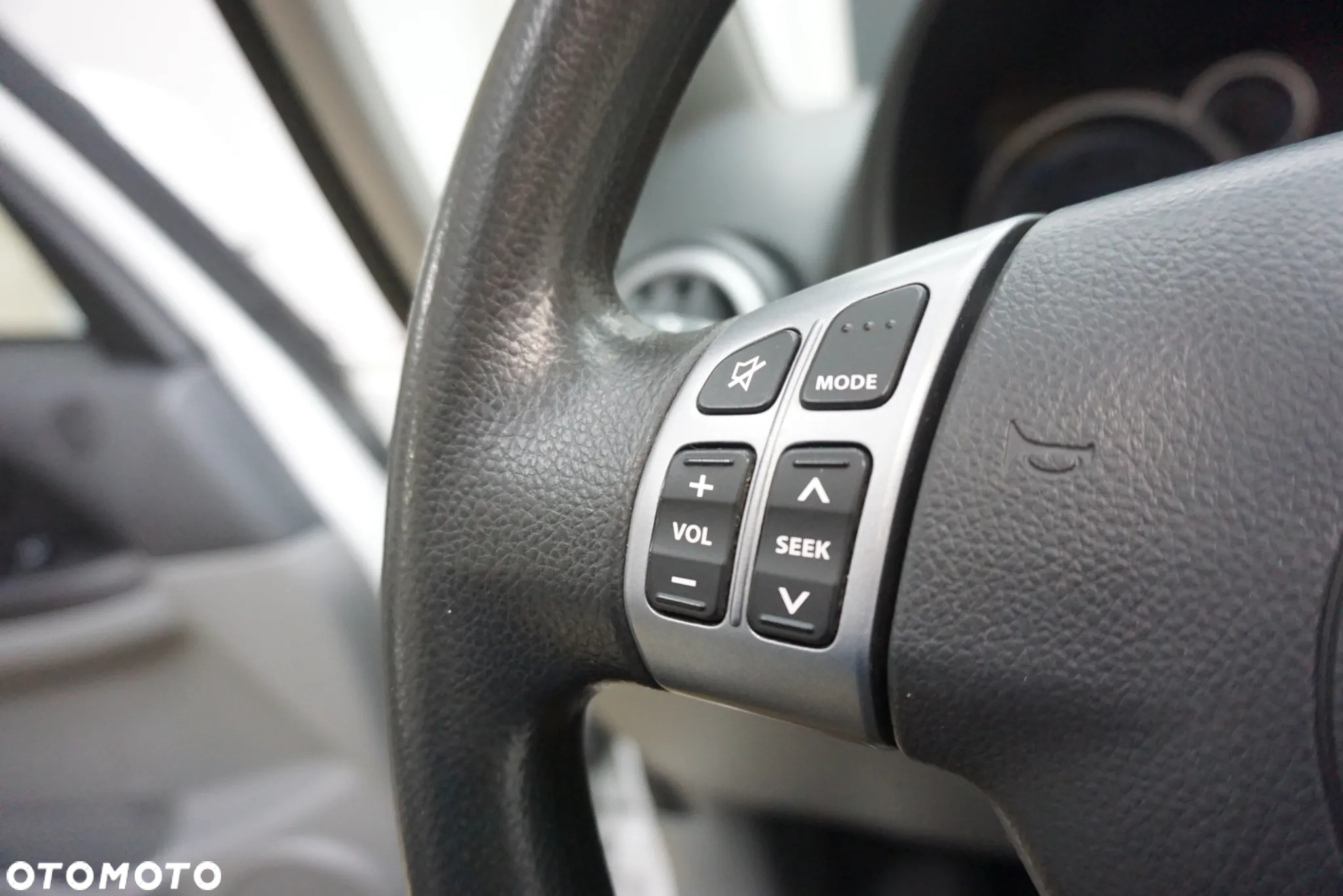 Suzuki SX4 1.5 Comfort - 28