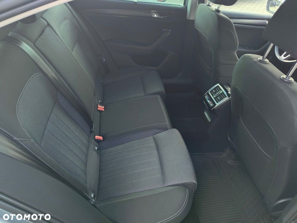 Skoda Superb 2.0 TSI Style DSG - 17