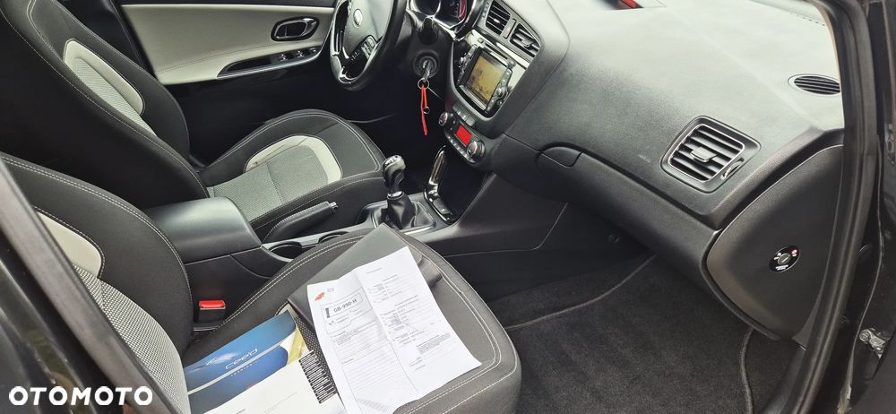 Kia Ceed 1.6 GDI Business Line - 18
