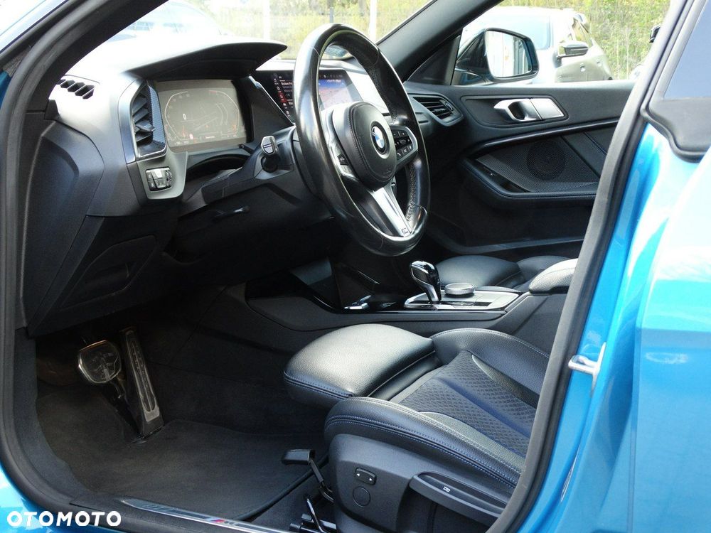 BMW Seria 2 218i M Sport - 16