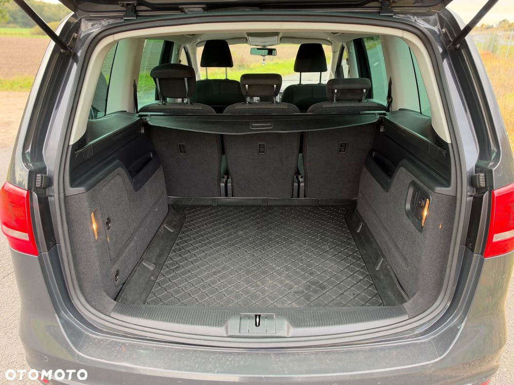Volkswagen Sharan - 18