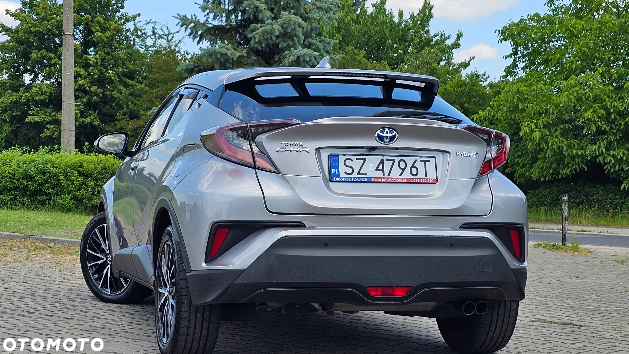 Toyota C-HR Hybrid Lounge - 11