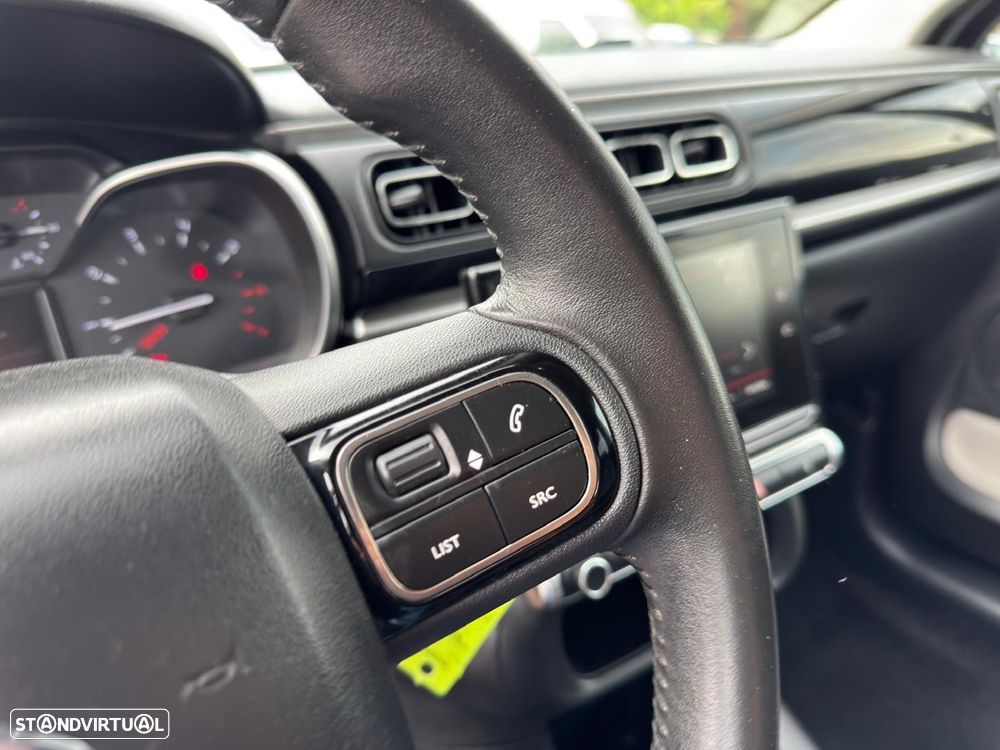Citroën C3 1.2 PureTech Shine - 19