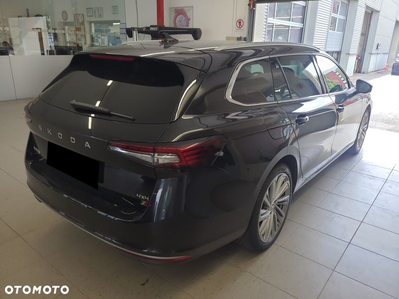 Skoda Superb 2.0 TDI SCR 4x4 L&K DSG - 5