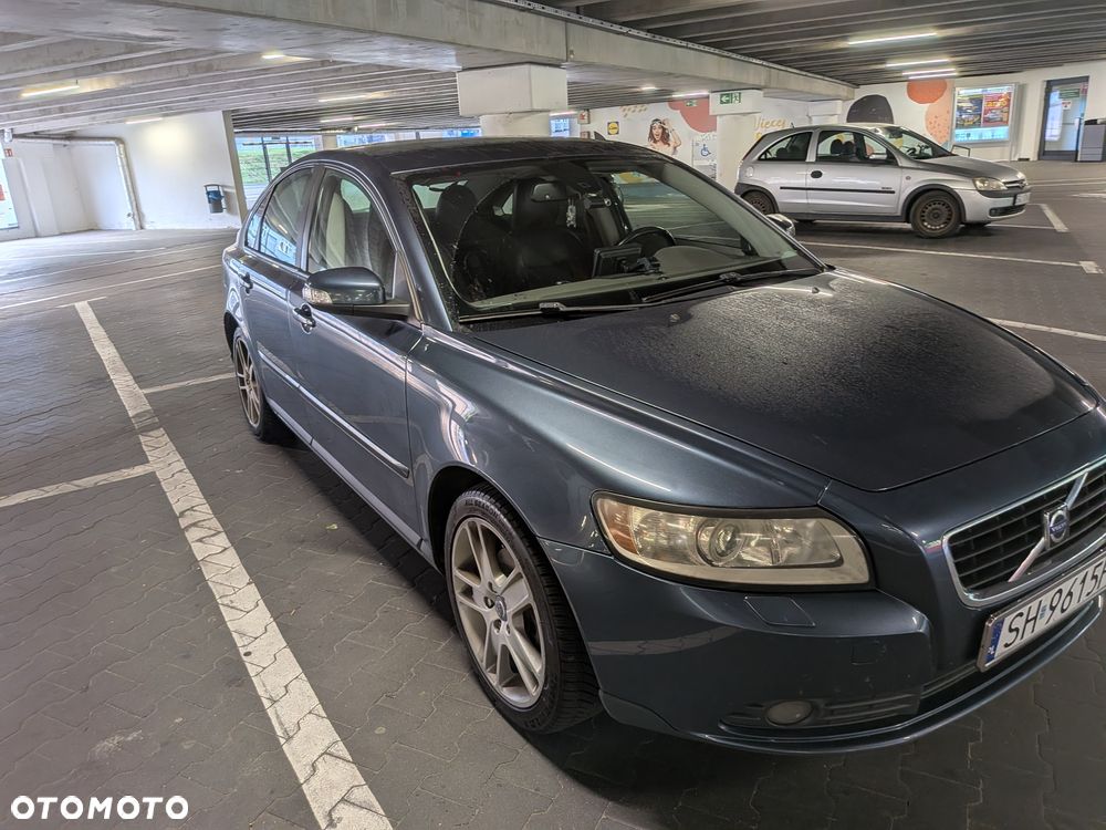 Volvo S40 - 1