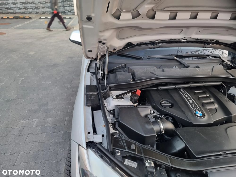BMW X1 xDrive25d - 32