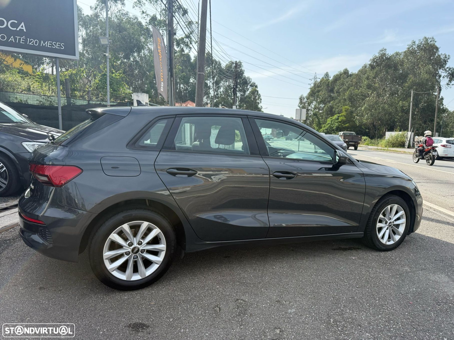 Audi A3 Sportback 30 TDI Advanced - 2
