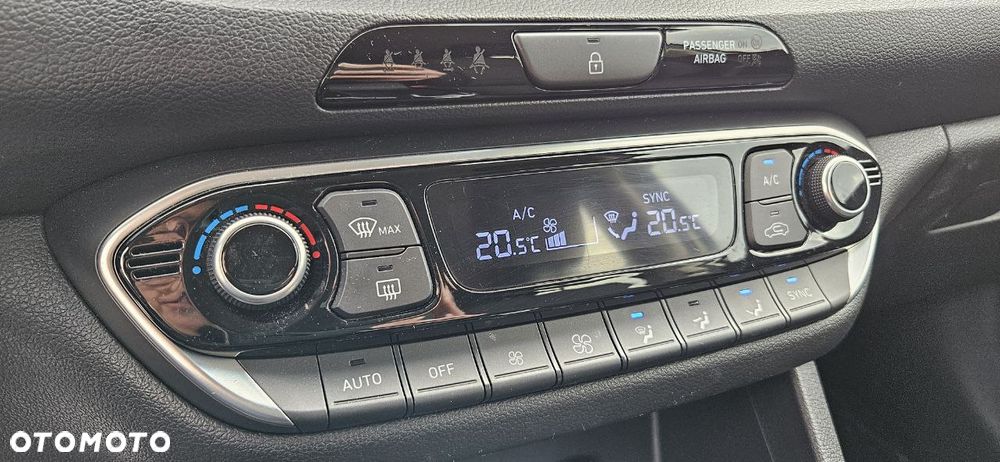 Hyundai i30 1.0 T-GDI Smart DCT - 21