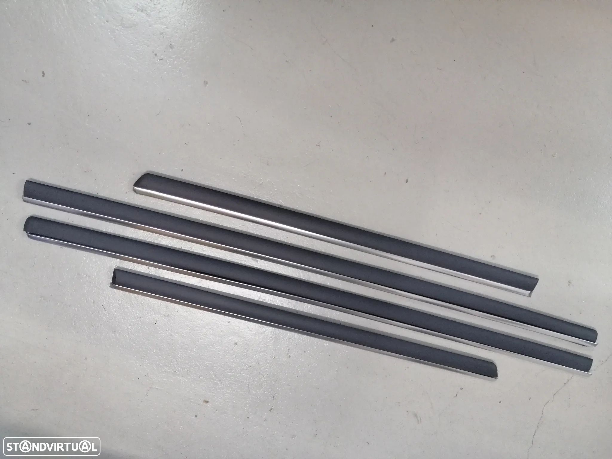 Friso Frisos de porta com cromado Vw Passat B5.5 Anos 2000 a 2005 - 1