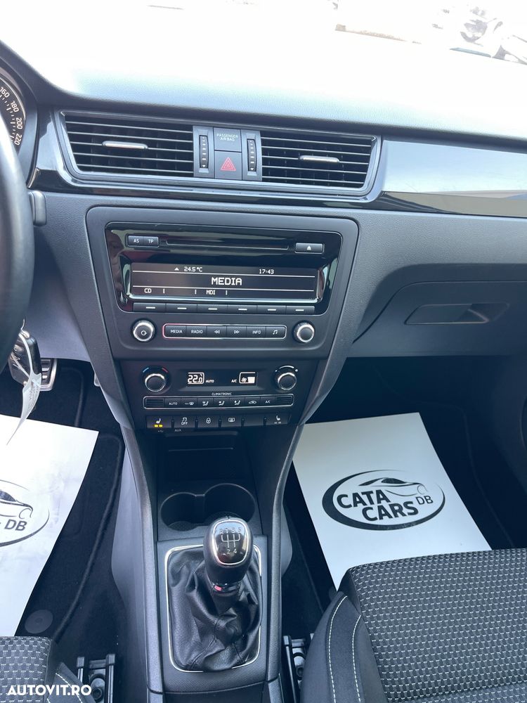 Skoda RAPID 1.2 TSI Ambition - 36
