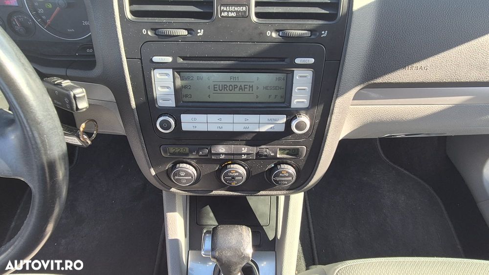 Volkswagen Golf 1.6 FSI Automatik Sportline - 14