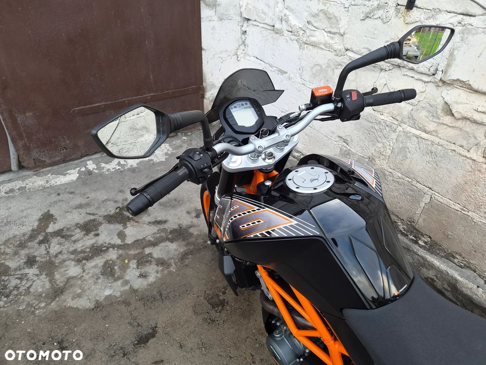 KTM Duke - 20