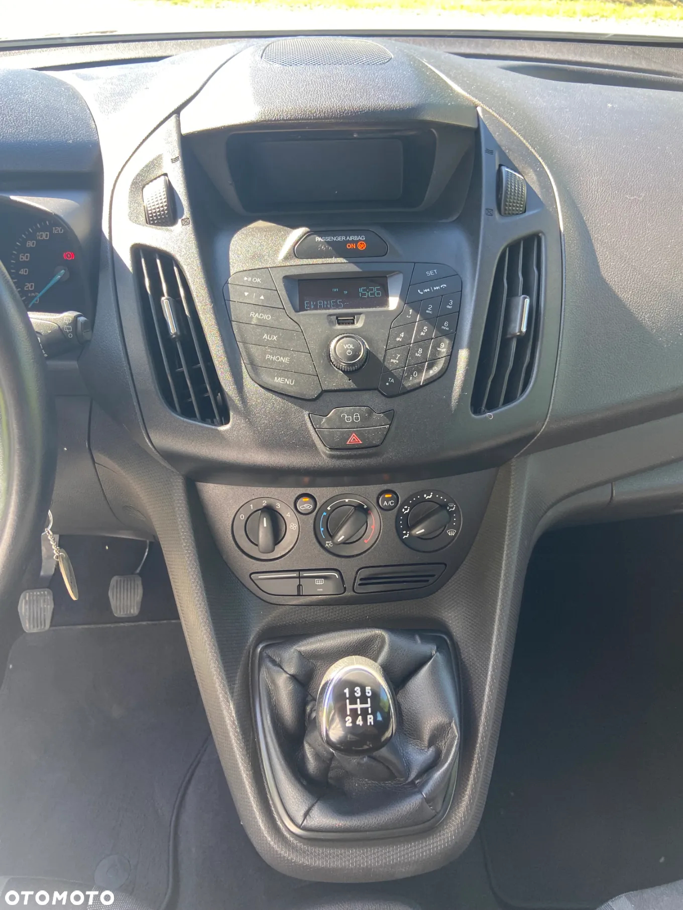 Ford Tourneo Connect 1.6 TDCi Trend - 24