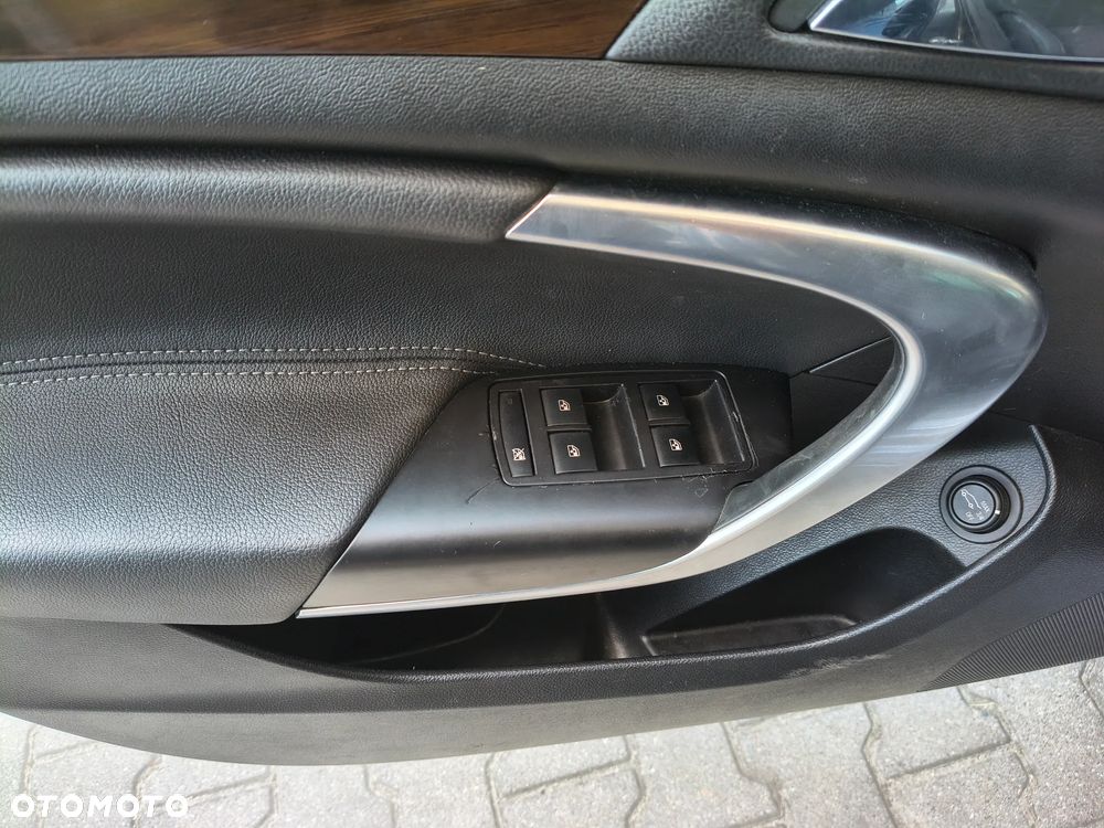 Opel Insignia - 18
