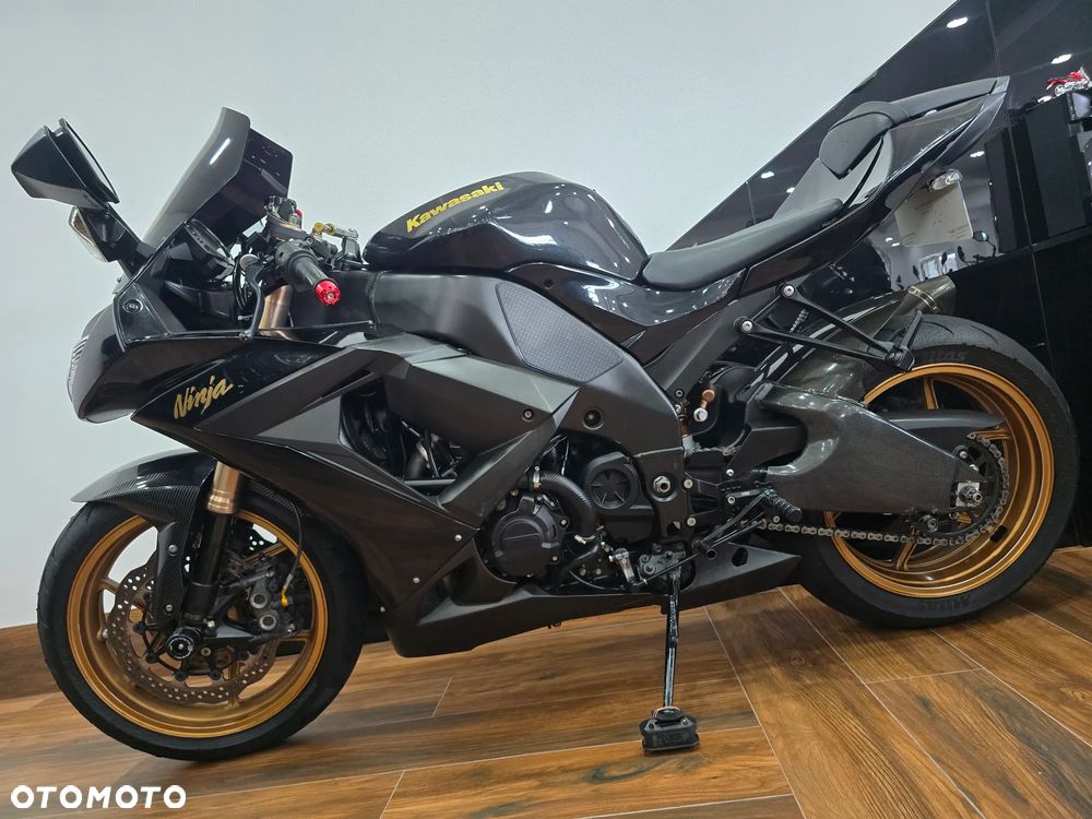 Kawasaki ZXR - 8