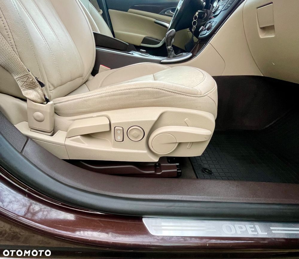 Opel Insignia 1.4 Turbo ecoFLEXStart/Stop Business Edition - 34