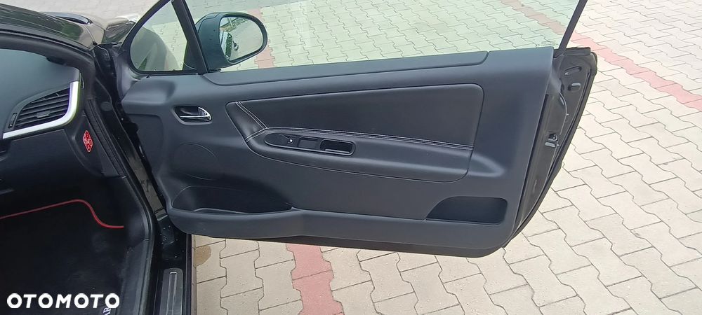 Peugeot 207 CC - 14