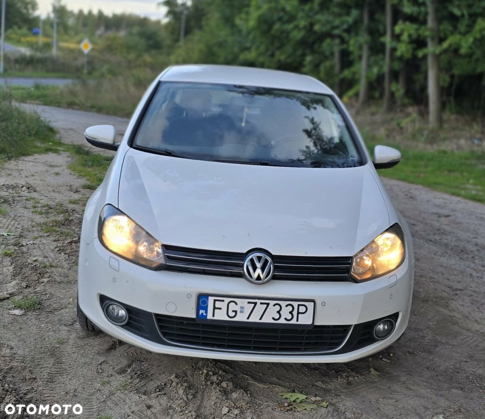 Volkswagen Golf 1.6 TDI Highline DSG - 2