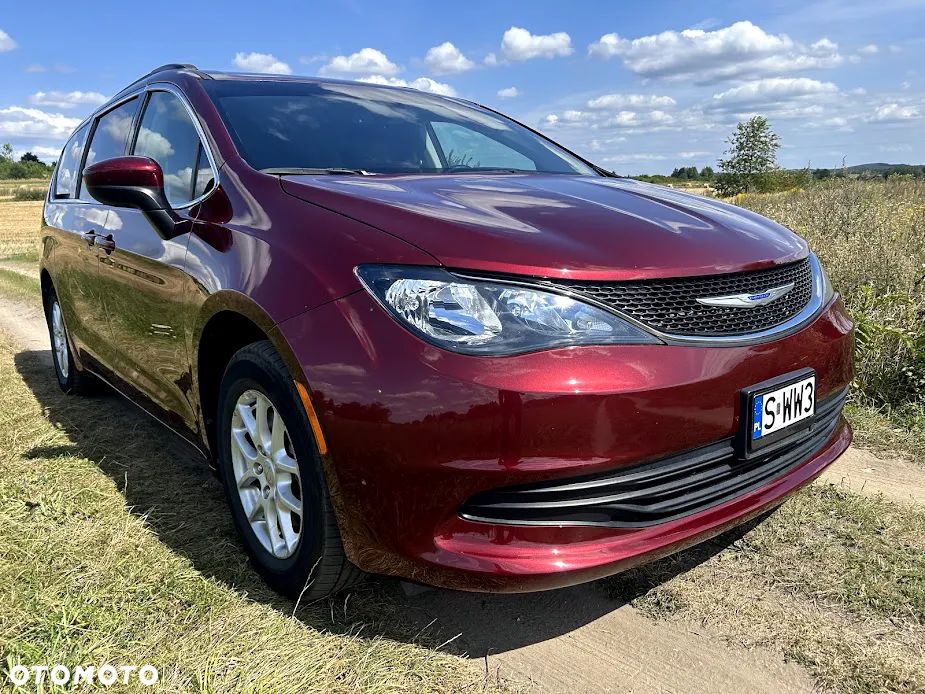 Chrysler Pacifica - 7