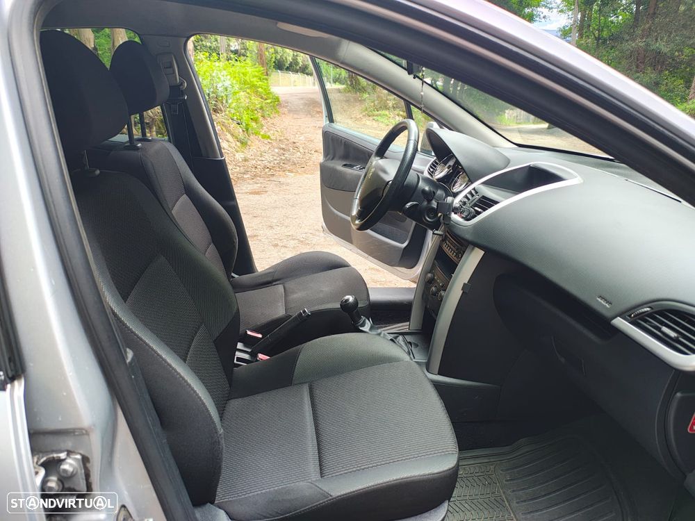 Peugeot 207 1.4 HDi Premium - 7