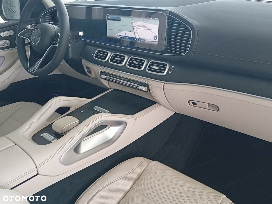 Mercedes-Benz GLE - 11