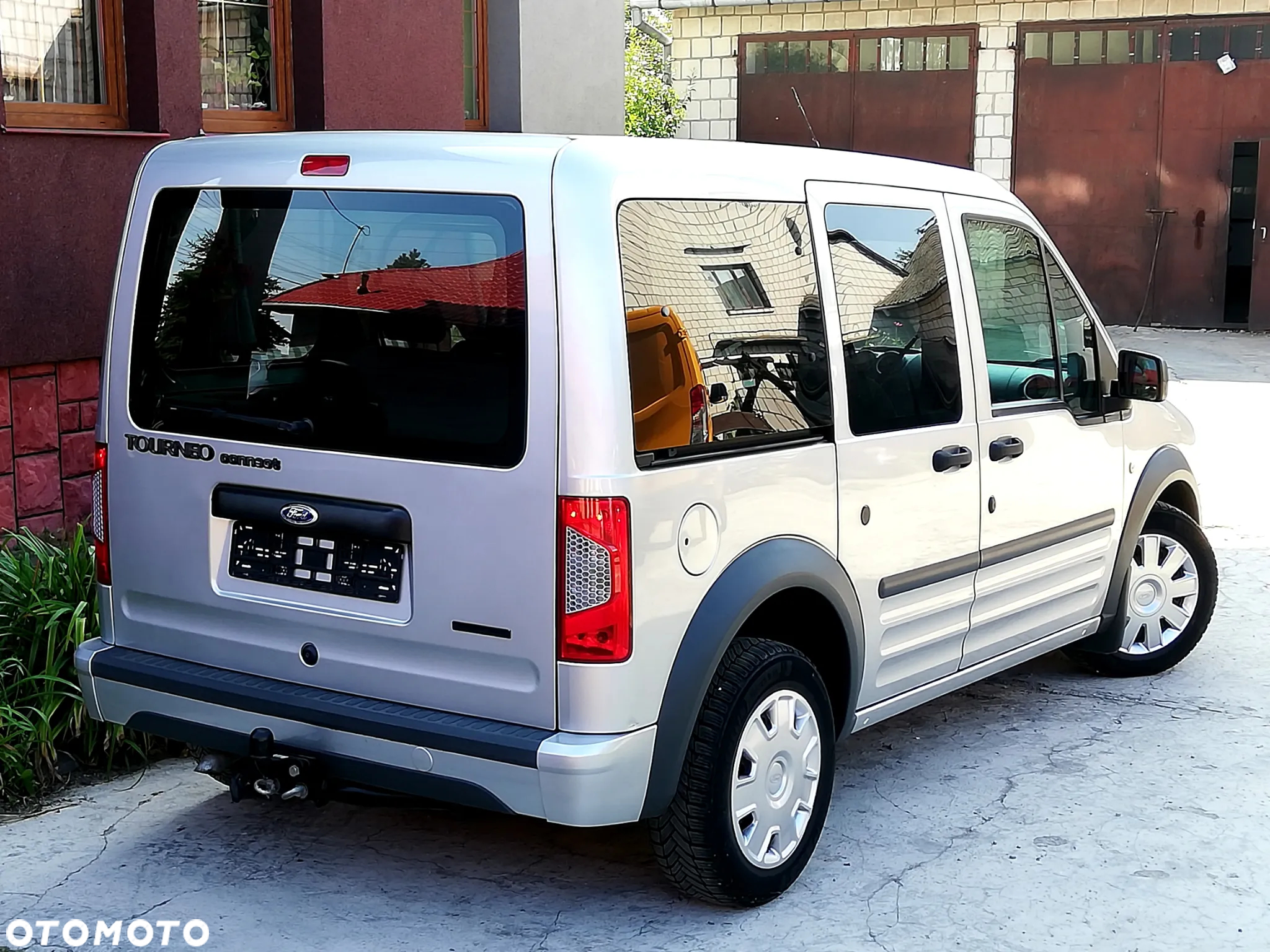 Ford Transit Connect - 4