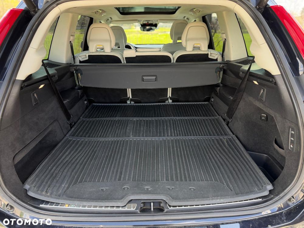 Volvo XC 90 T5 AWD Inscription 7os - 37