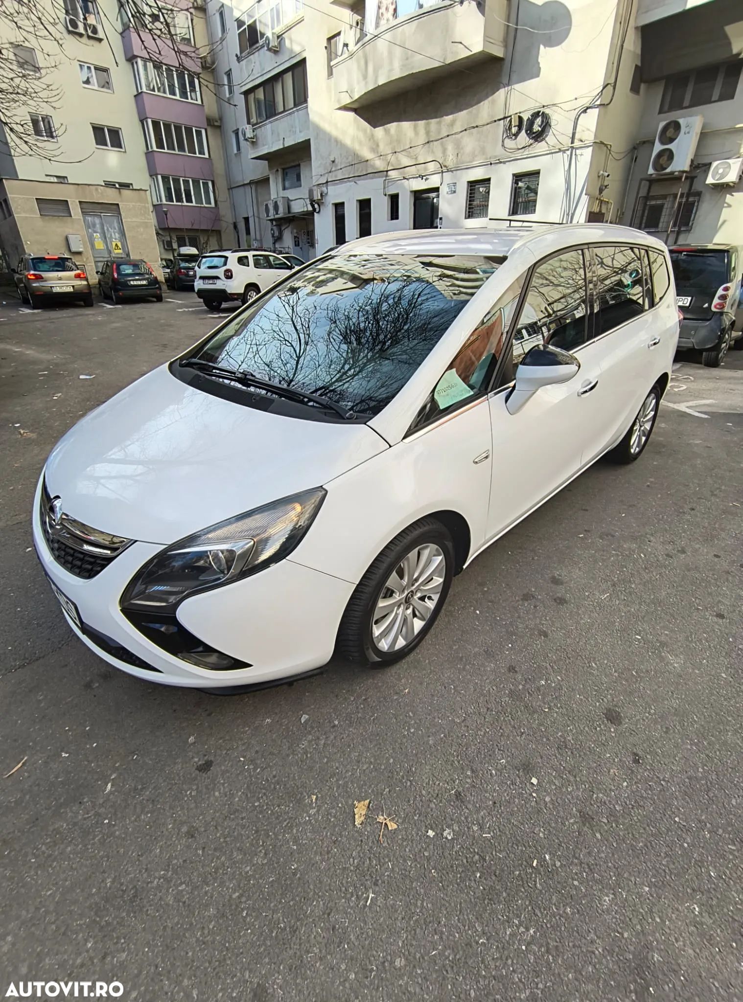 Opel Zafira - 1