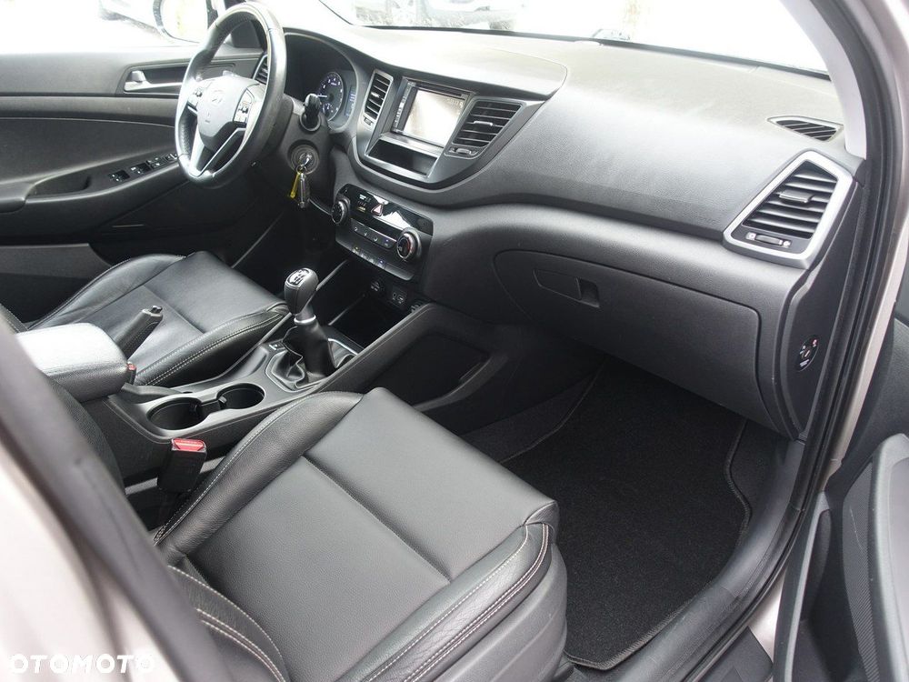 Hyundai Tucson 1.6 GDi 2WD Pure - 13