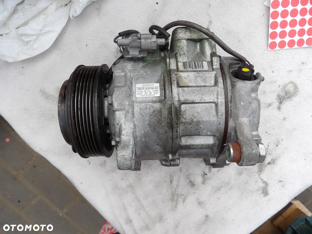 BMW - F10,F20,F30 - N57 - SPRĘŻARKA , KOMPRESOR KLIMATYZACJI - 9216466 - 1