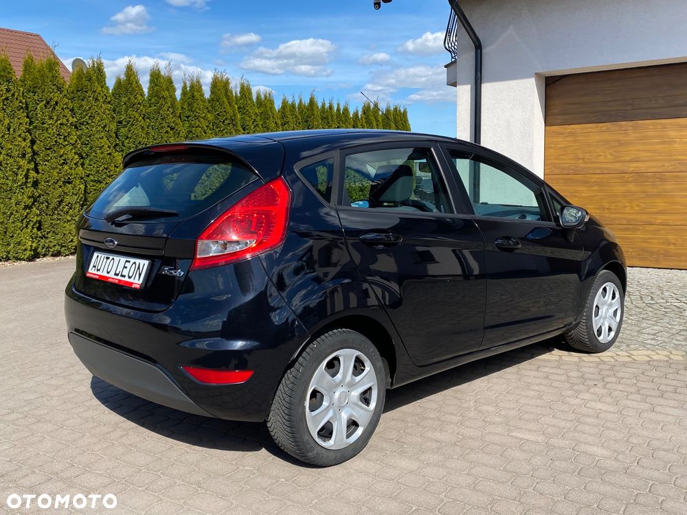 Ford Fiesta - 7