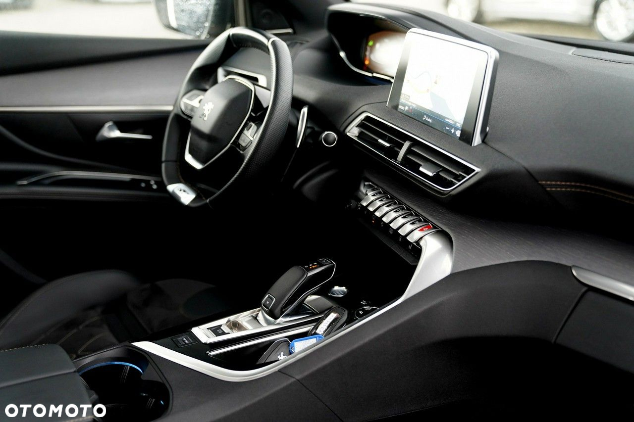Peugeot 5008 BlueHDI 180 EAT8 GT - 18