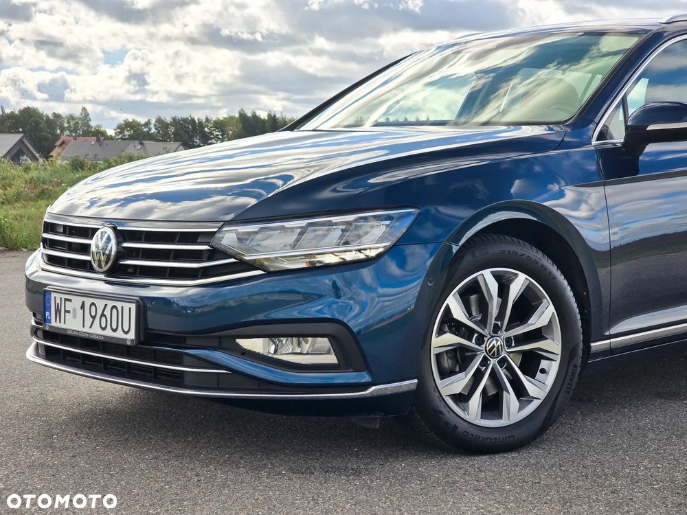 Volkswagen Passat Variant 2.0 TDI EVO Elegance DSG - 2