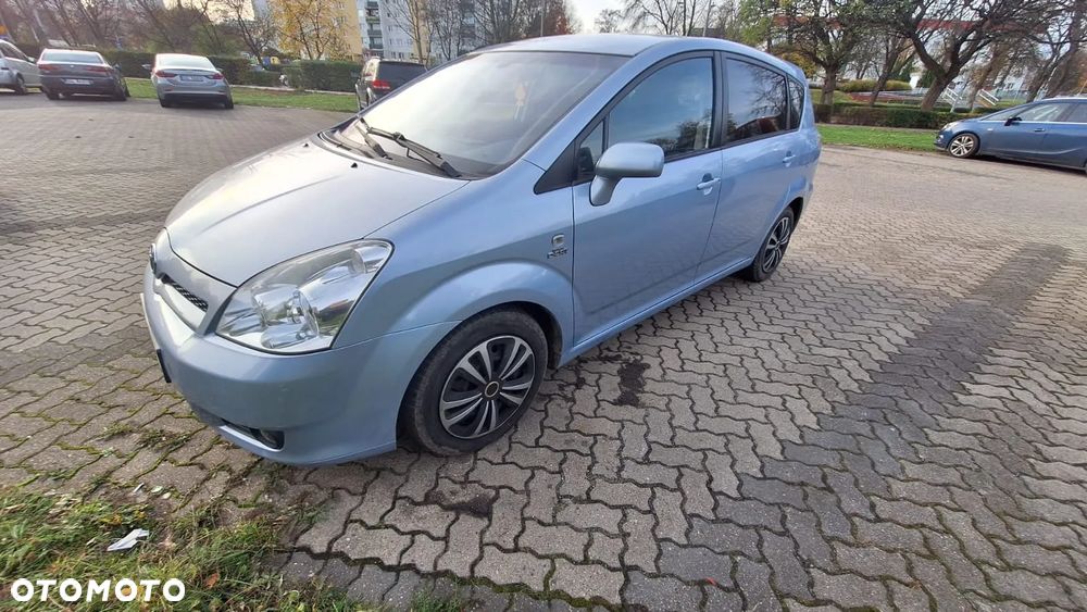 Toyota Corolla Verso 2.2 D-4D Prestige Sport 7os - 3