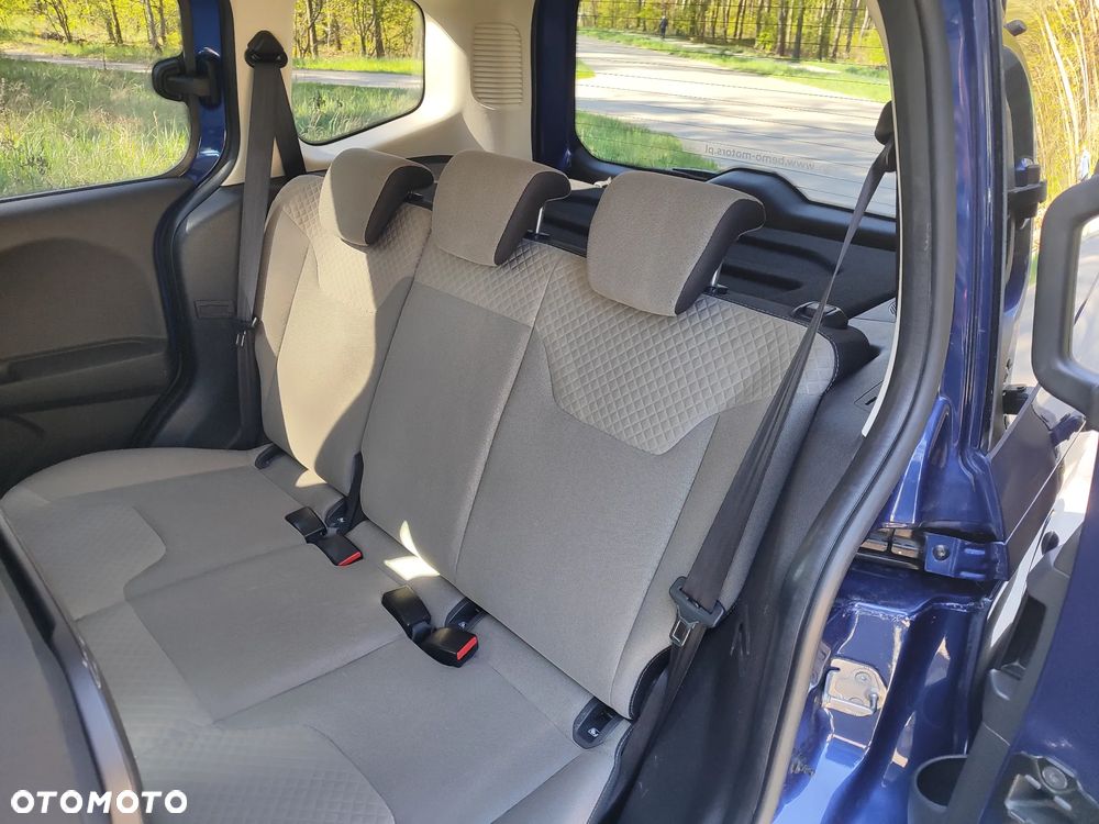 Ford Tourneo Courier 1.0 EcoBoost Titanium - 13