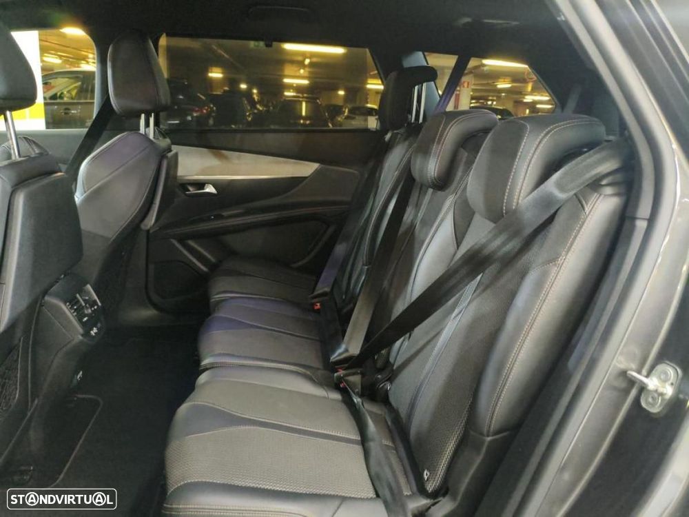 Peugeot 5008 1.5 BlueHDi GT EAT8 - 4