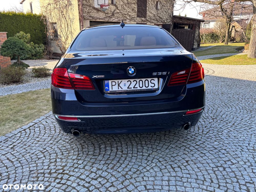 BMW Seria 5 535i xDrive Sport-Aut Luxury Line - 4