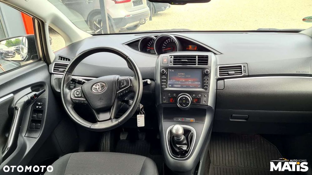 Toyota Verso - 37