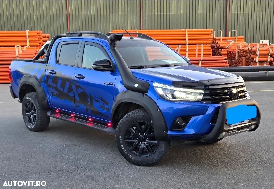 Toyota Hilux 4x4 Double Cab A/T Invincible - 1