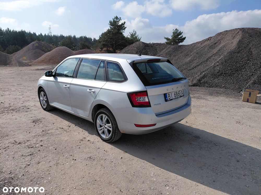 Skoda Fabia 1.0 TSI Ambition - 4