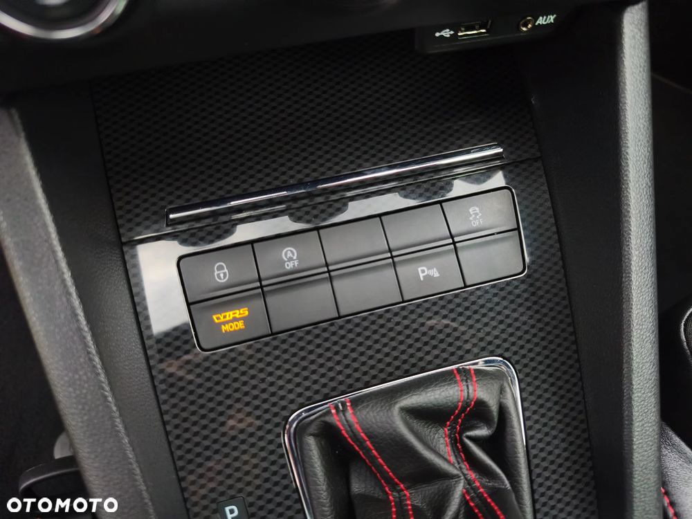 Skoda Octavia 2.0 TDI DSG RS - 32